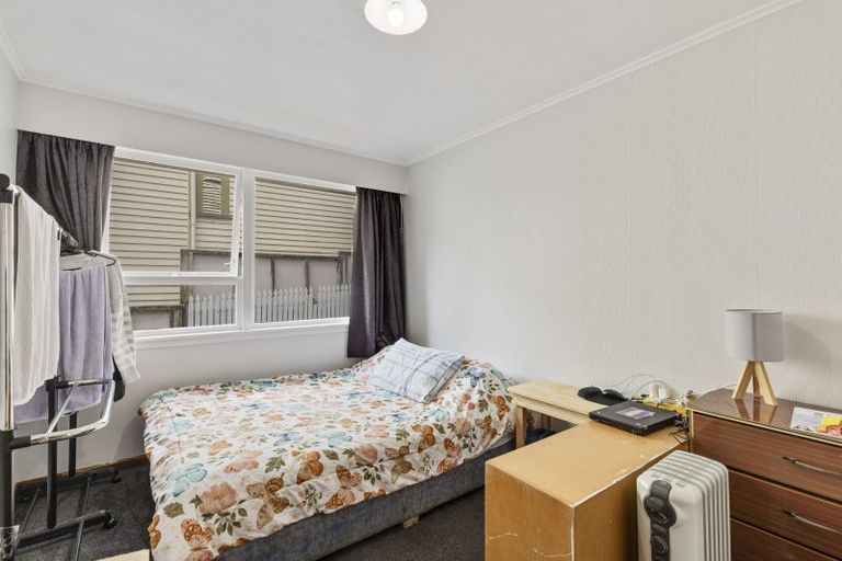 Photo of property in 115a Pendarves Street, New Plymouth, 4312