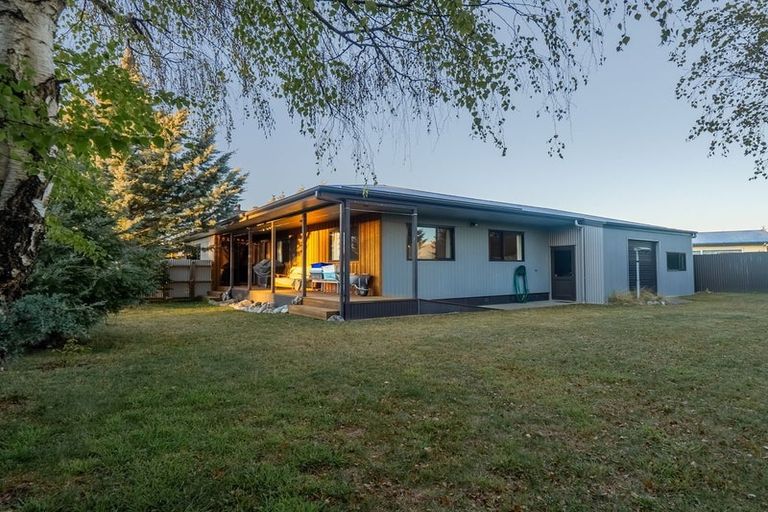 Photo of property in 51 Totara Drive, Twizel, 7901