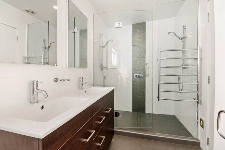 Photo of property in 7a Cedar Terrace, Stanmore Bay, Whangaparaoa, 0932