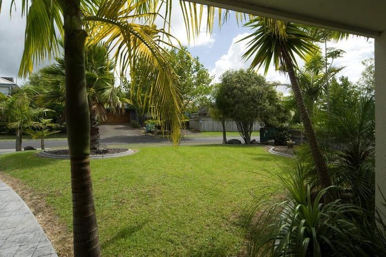 Photo of property in 20 Excelsa Place, Albany, Auckland, 0632