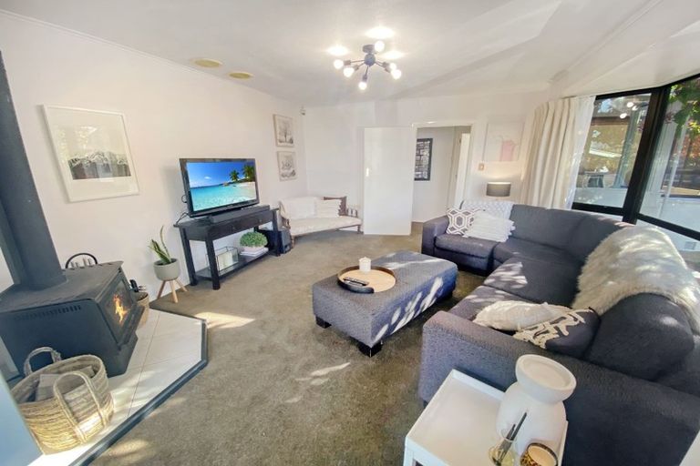 Photo of property in 11 Penelope Place, Casebrook, Christchurch, 8051