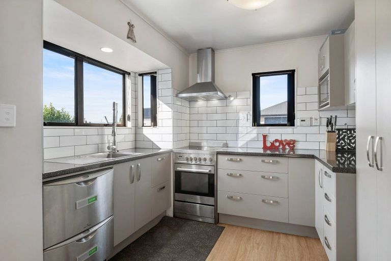 Photo of property in 42a Matlock Street, Woolston, Christchurch, 8062