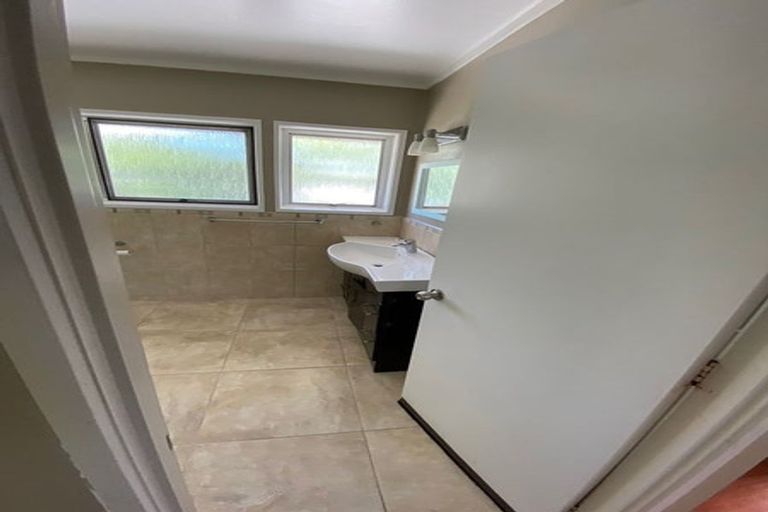 Photo of property in 199 Hobsonville Road, Hobsonville, Auckland, 0618