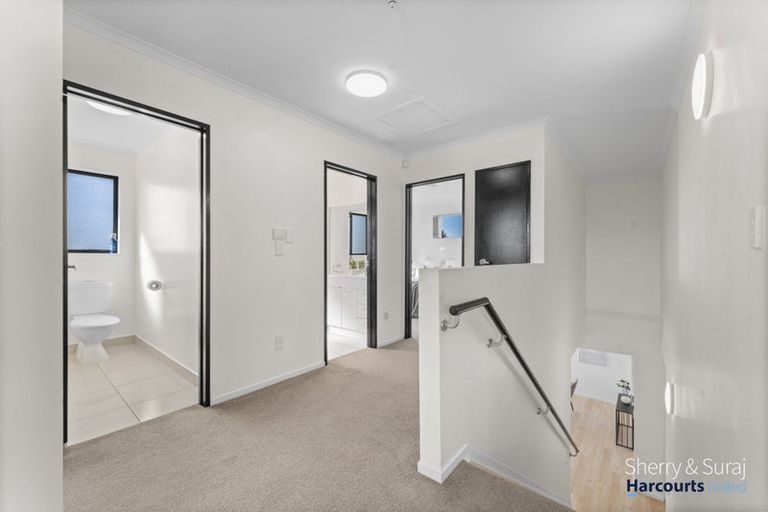 Photo of property in 85 Keri Vista Rise, Papakura, 2110