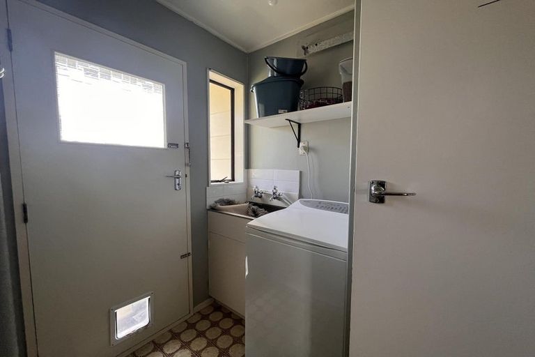 Photo of property in 11a Kaimanawa Street, Kelvin Grove, Palmerston North, 4414