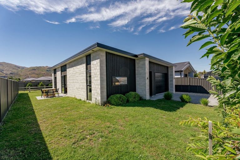 Photo of property in 3 Dawkins Street, Cromwell, 9310