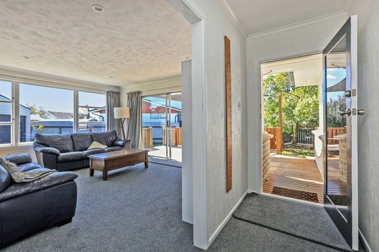 Photo of property in 6 Porritt Place, Tamatea, Napier, 4112
