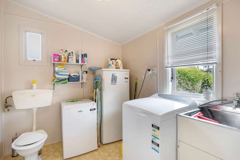 Photo of property in 24 Greta Street, South Hill, Oamaru, 9400