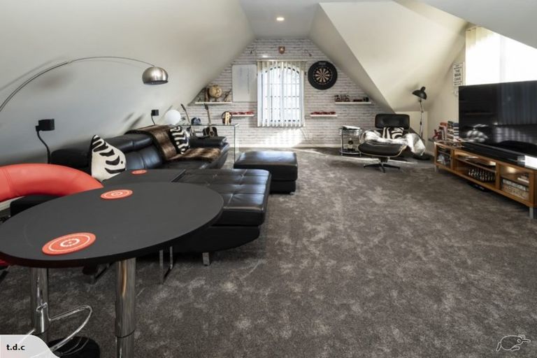 Photo of property in 30 Chamari Close, Titirangi, Auckland, 0604