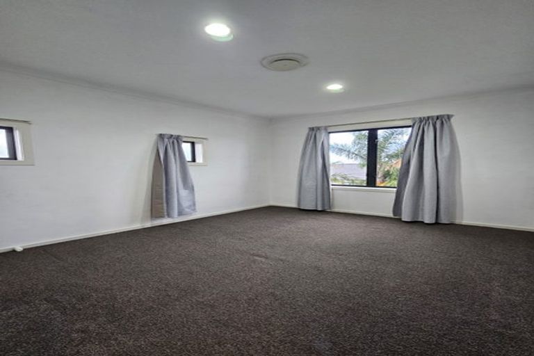 Photo of property in Tuscany Towers, 84/1 Ambrico Place, New Lynn, Auckland, 0600