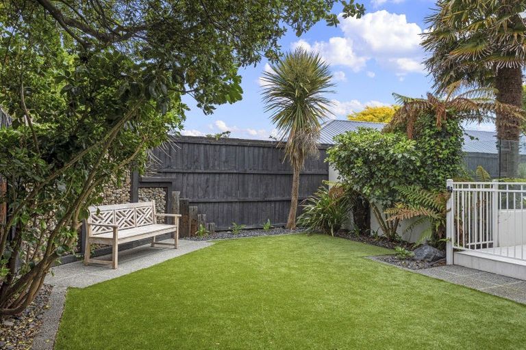 Photo of property in 233 Kingsbury Avenue, Rangiora, 7400