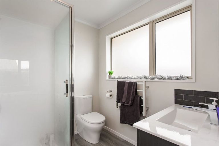 Photo of property in 5 Purakanui Place, Northwood, Christchurch, 8051