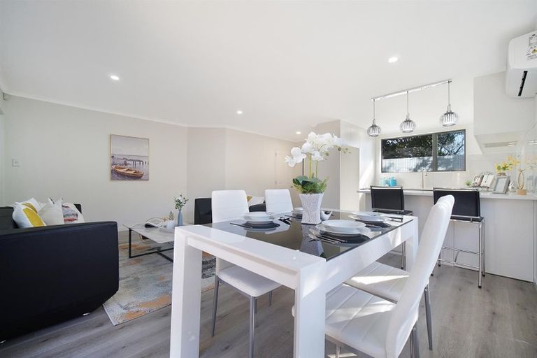 Photo of property in 178 Keri Vista Rise, Papakura, 2110