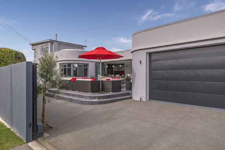 Photo of property in 208 Knowles Street, St Albans, Christchurch, 8052