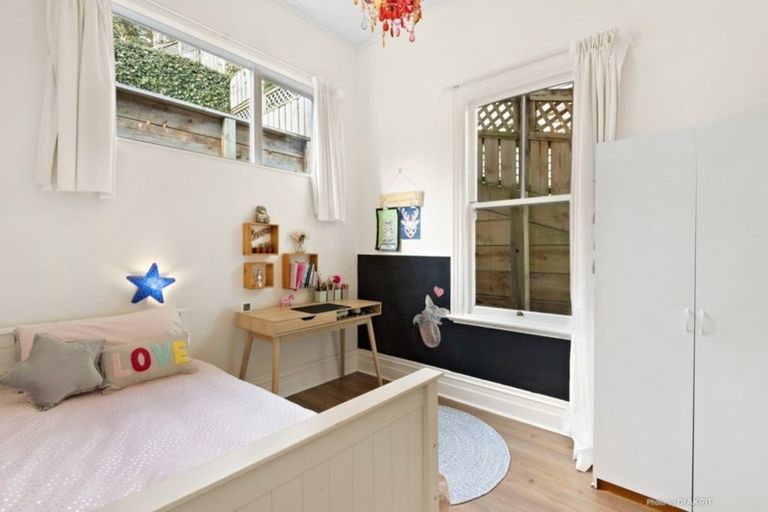 Photo of property in 64 Waitoa Road, Hataitai, Wellington, 6021