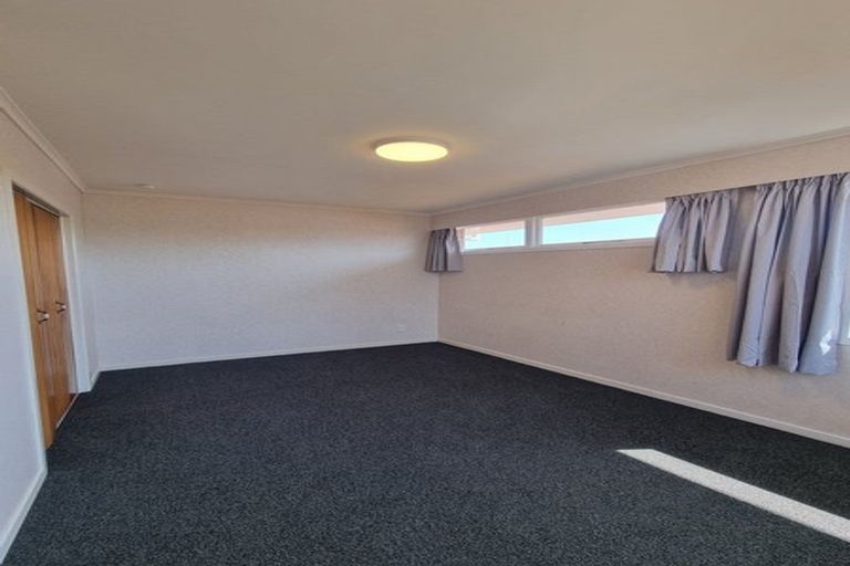 Photo of property in 22 Tukapa Street, Westown, New Plymouth, 4310