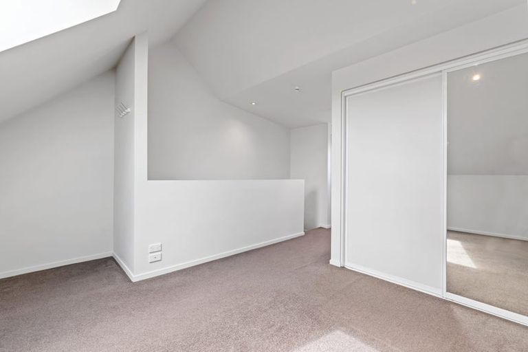 Photo of property in 7/20 North Avon Road, Richmond, Christchurch, 8013
