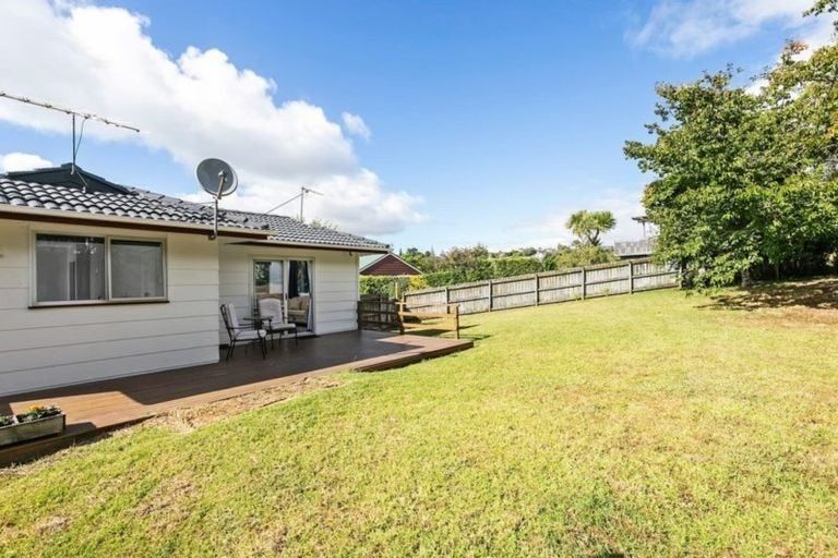 Photo of property in 14 Sunburst Lane, Torbay, Auckland, 0630