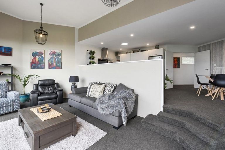Photo of property in 32 Oakland Lane, Shannon, Palmerston North, 4474