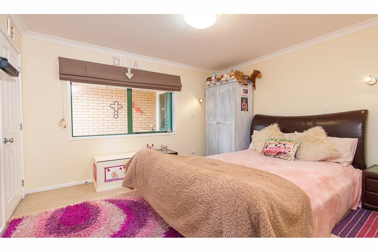 Photo of property in 25 Jenny Lane, Waiuku, 2123