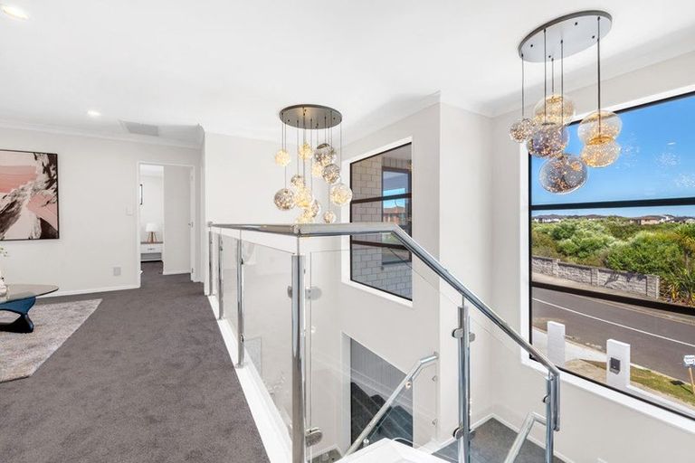 Photo of property in 20 Hughs Way, Flat Bush, 2019
