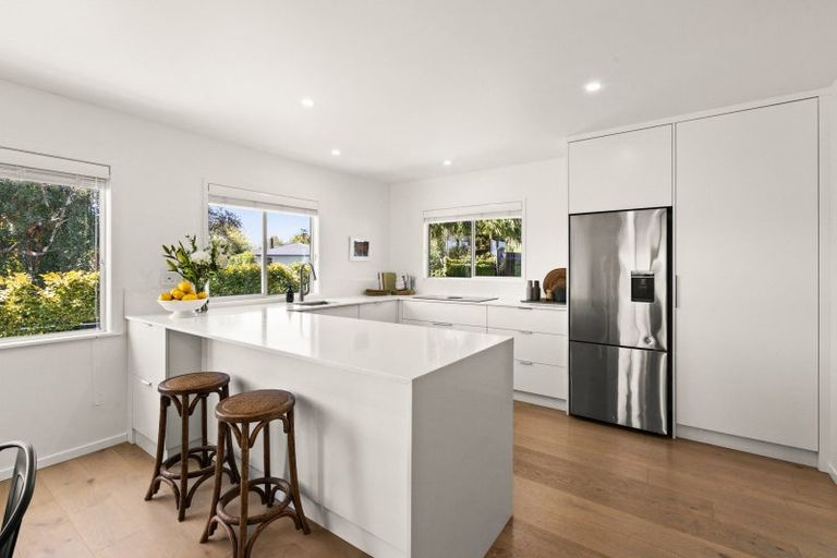 Photo of property in 23 Saint Hill Lane, Havelock North, 4130
