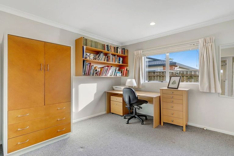 Photo of property in 19 Pohutukawa Grove, Titahi Bay, Porirua, 5022