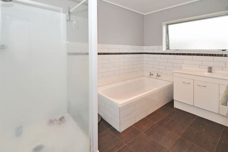 Photo of property in 23b Onslow Road, Papakura, 2110