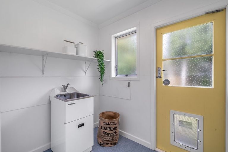 Photo of property in 52 Gladstone Terrace, Gladstone, Invercargill, 9810