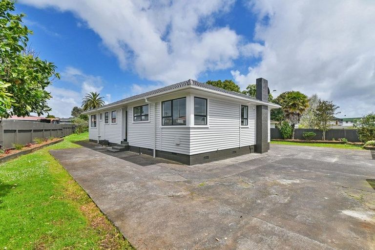 Photo of property in 24 Lyncroft Street, Mangere East, Auckland, 2024
