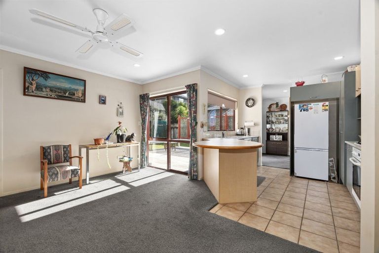 Photo of property in 15 Pebble Beach Boulevard, Te Kamo, Whangarei, 0112