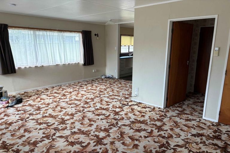 Photo of property in 46 Terry Crescent, Milson, Palmerston North, 4414