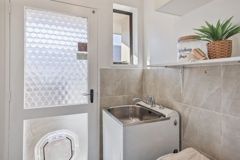 Photo of property in 16 Dunbarton Street, Redwood, Christchurch, 8051