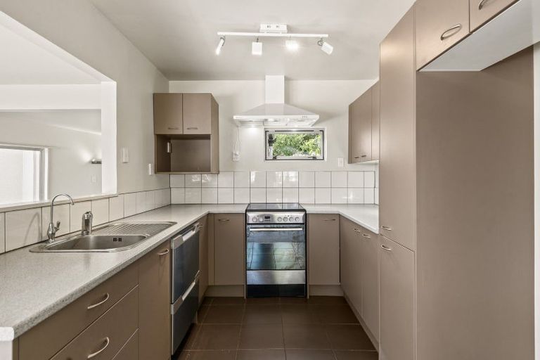 Photo of property in 43 Oxford Road, Lake Rotoma, Rotorua, 3074