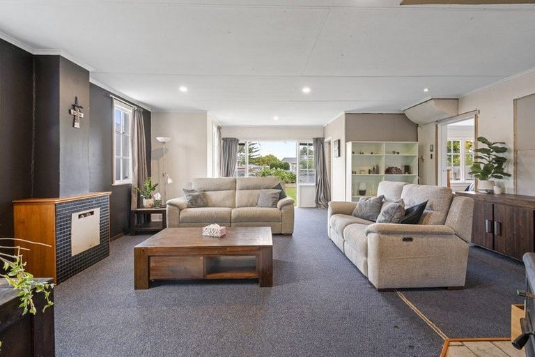 Photo of property in 3 Lytton Street, Feilding, 4702