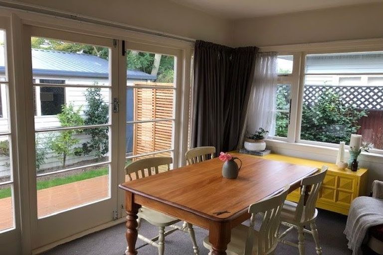 Photo of property in 1/228 Knowles Street, St Albans, Christchurch, 8052