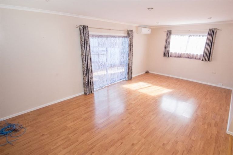 Photo of property in 132a Mcleod Road, Te Atatu South, Auckland, 0610