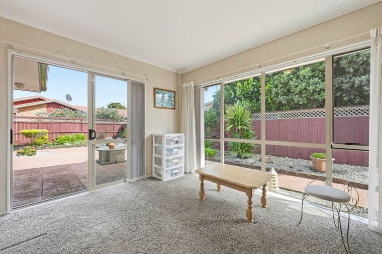 Photo of property in 23 Millington Place, Huntington Park, Auckland, 2013