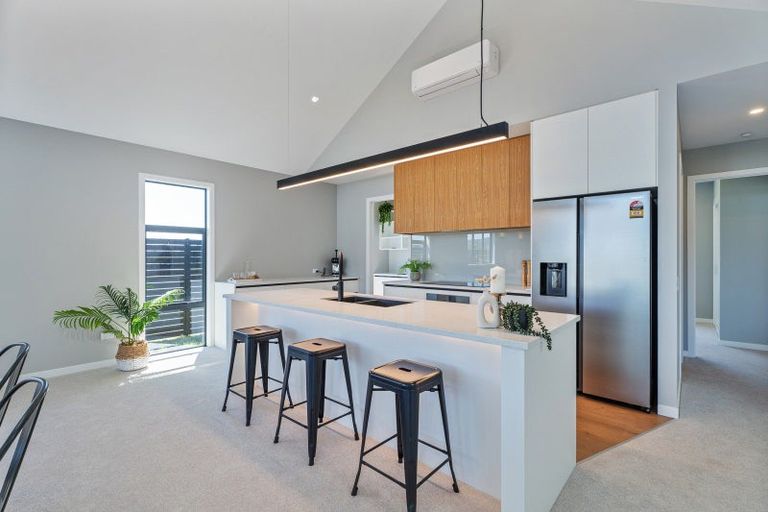 Photo of property in 17 Kahu Crescent, Whitianga, 3510