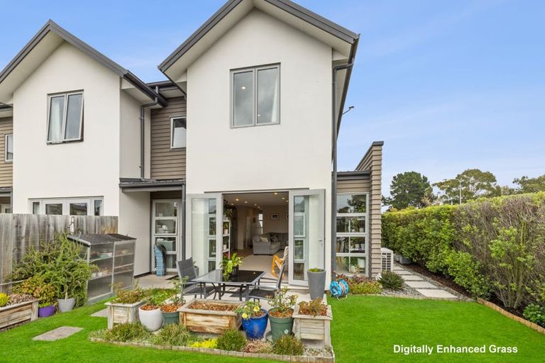 Photo of property in 5 Eric Adam Way, Linwood, Christchurch, 8062