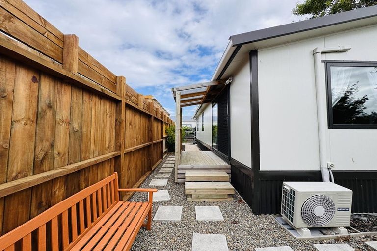 Photo of property in 67 Rhodes Drive, Kelvin Grove, Palmerston North, 4414