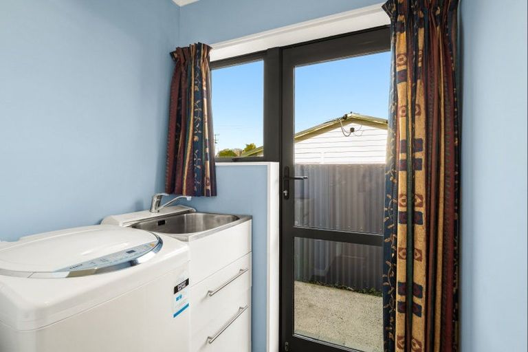 Photo of property in 77 Beach Street, Saint Clair, Dunedin, 9012