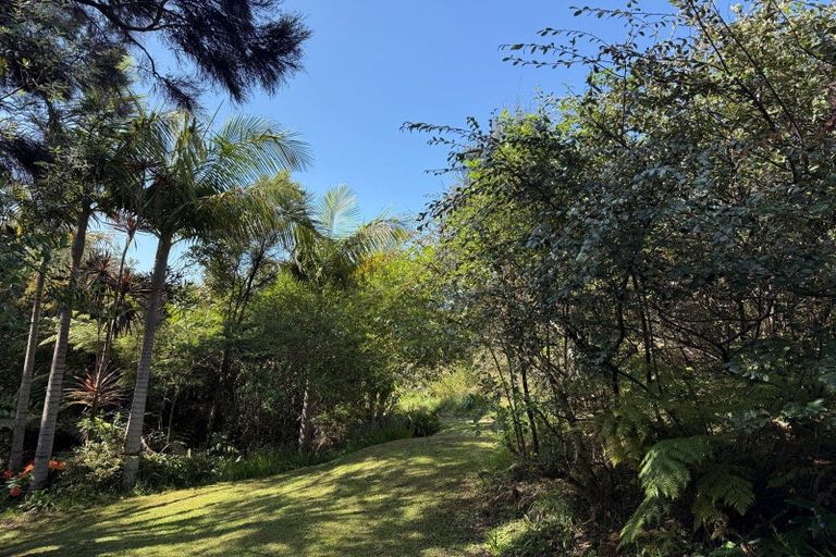 Photo of property in 28 Gray Avenue, Kuaotunu West, Whitianga, 3592