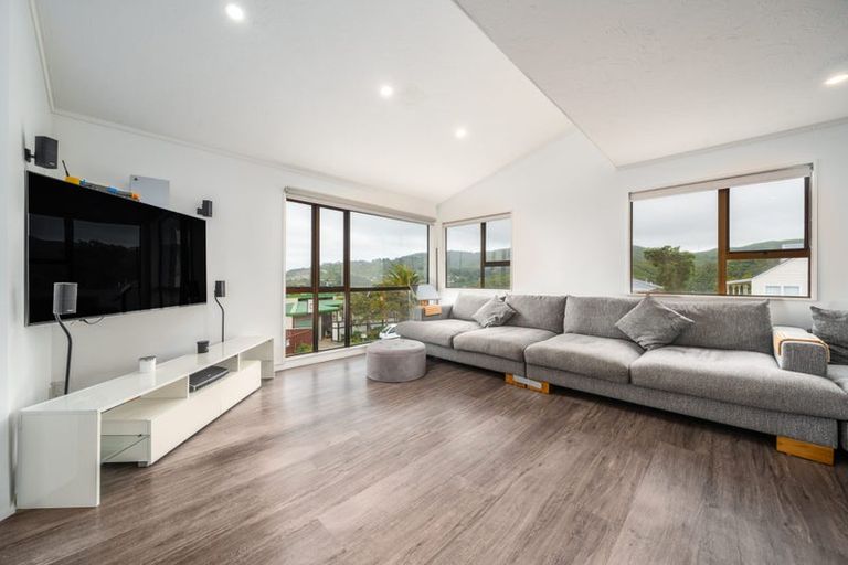 Photo of property in 1 Terrys Place, Kelson, Lower Hutt, 5010