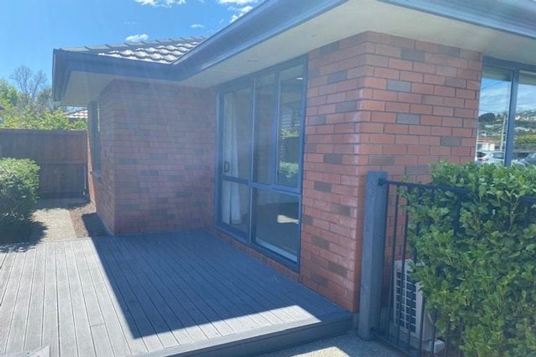 Photo of property in 1/126 Wilsons Road South, Saint Martins, Christchurch, 8022