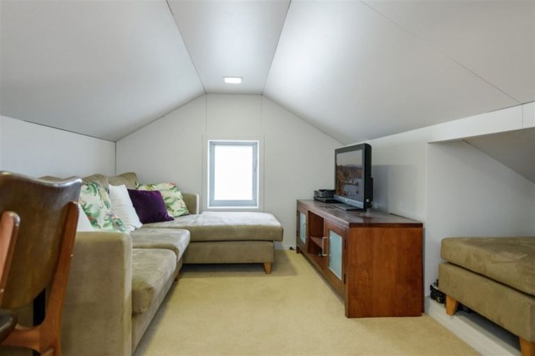 Photo of property in 14 Tay Street, Mount Maunganui, 3116