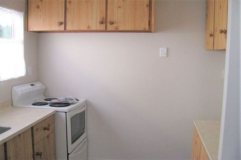 Photo of property in 44c Roxburgh Street, Mount Victoria, Wellington, 6011