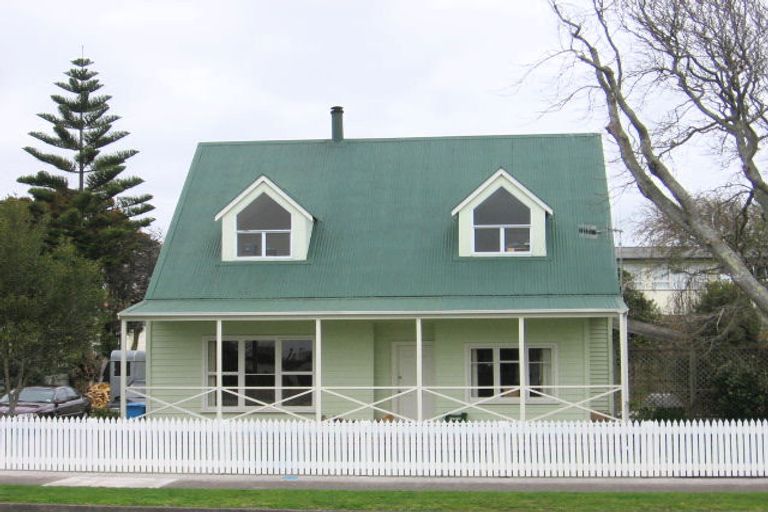 Photo of property in 23 Trafalgar Street, Levin, 5510