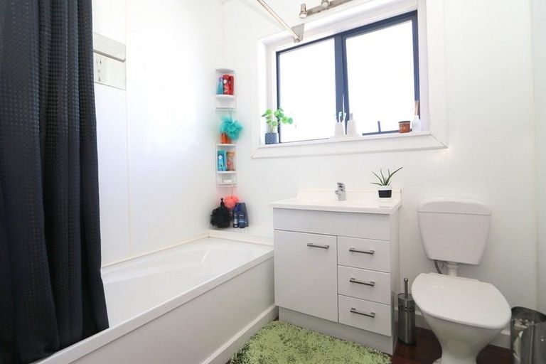 Photo of property in 117 Islington Street, Turnbull Thomson Park, Invercargill, 9810