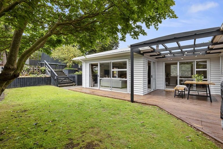 Photo of property in 1 Horne Street, Hurdon, New Plymouth, 4310